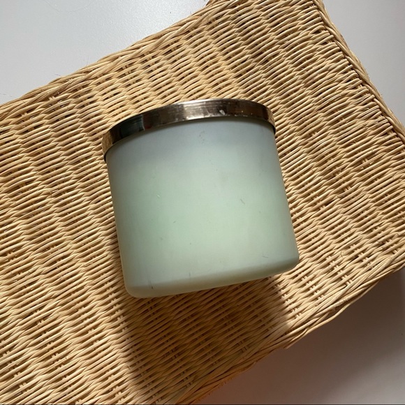 B&BW Frozen Lake Candle